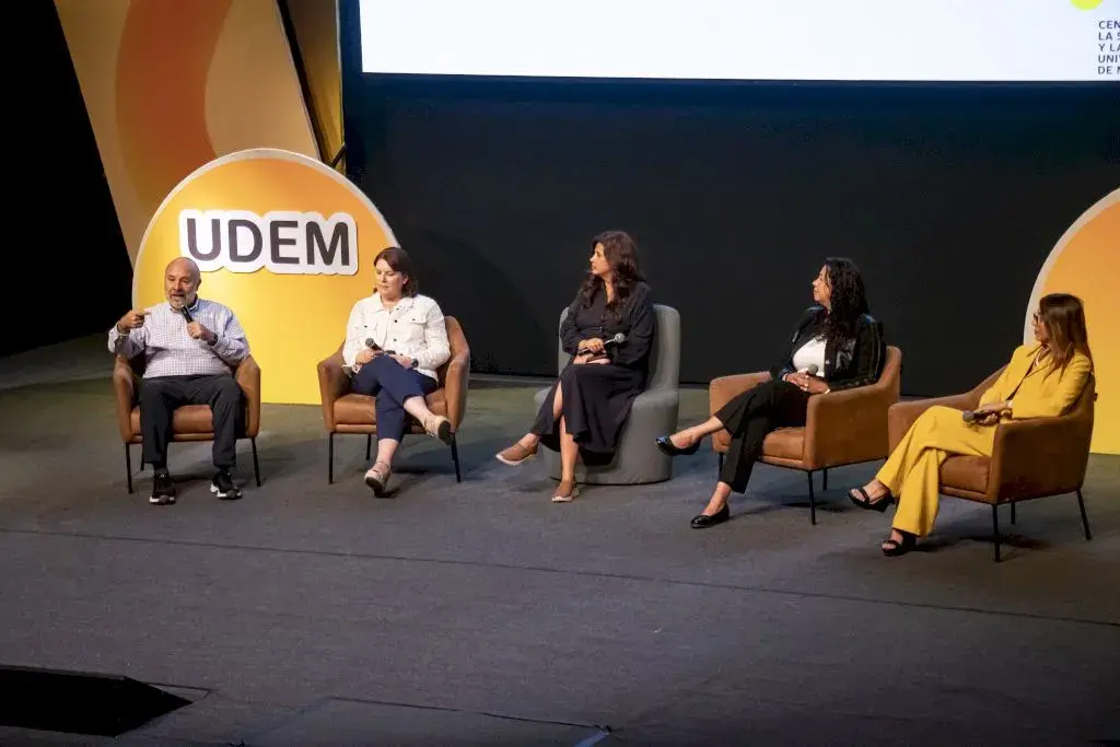 Archivo UDEM