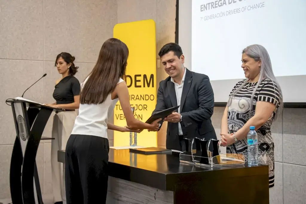Archivo UDEM