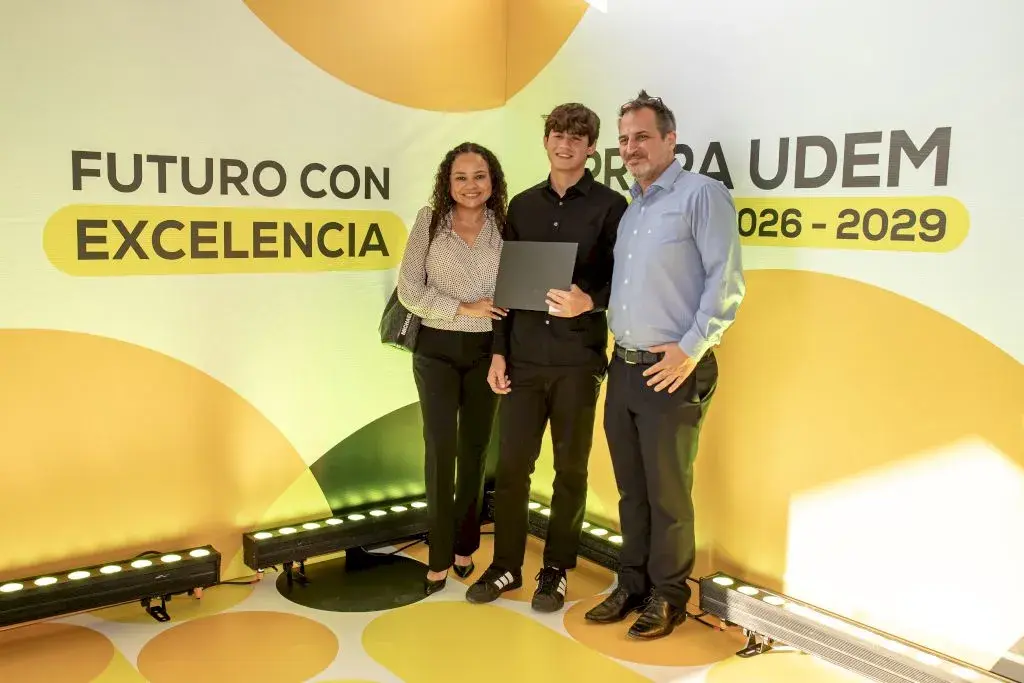 Archivo UDEM