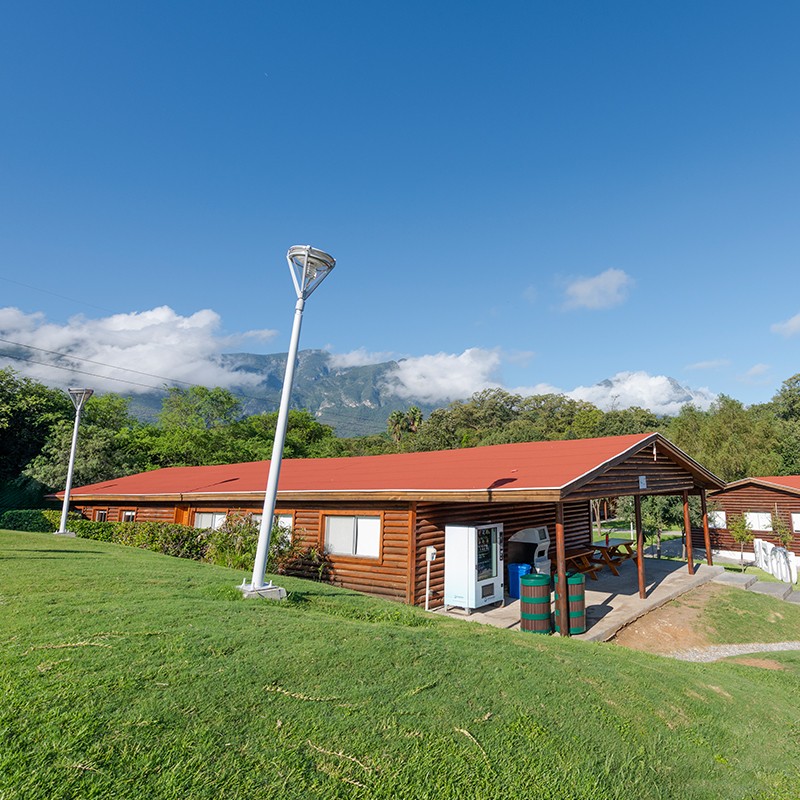Universidad de Monterrey Prepa Valle Alto — Boarding